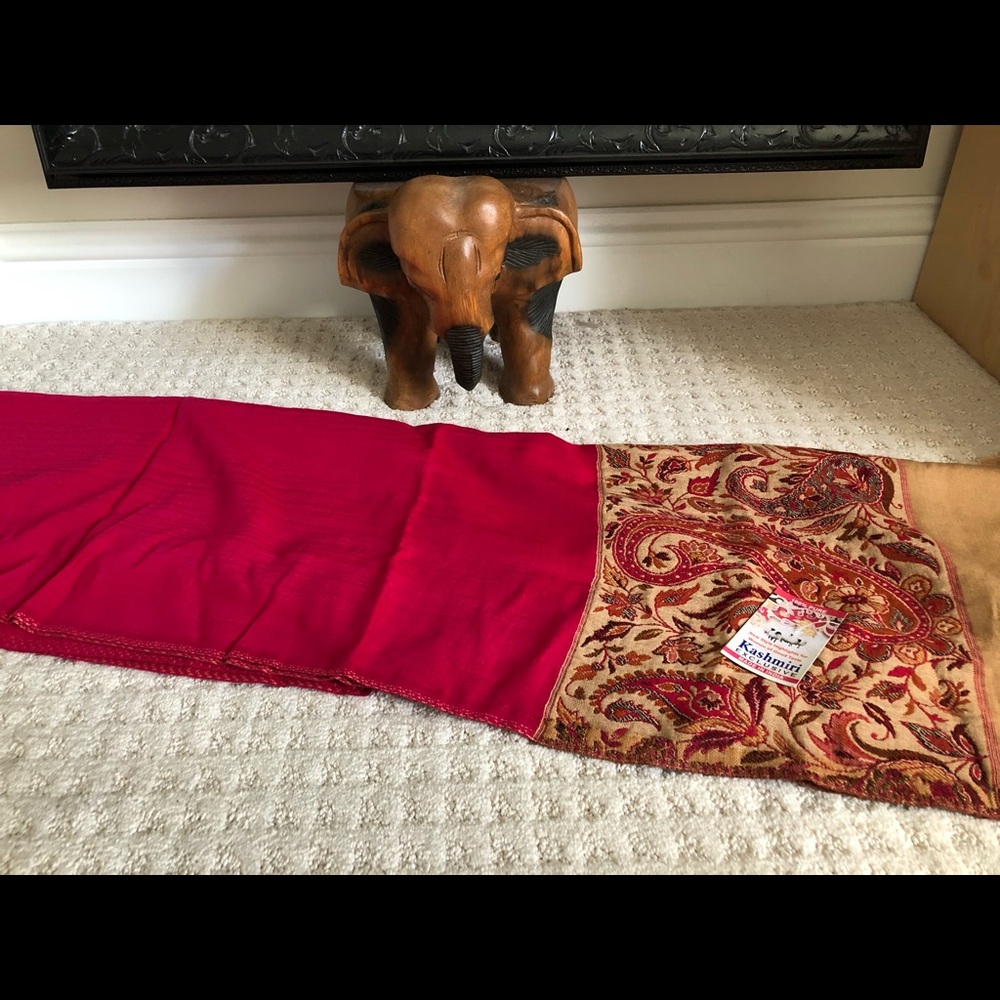 NWT, Cottage time , Kashmiri scarf